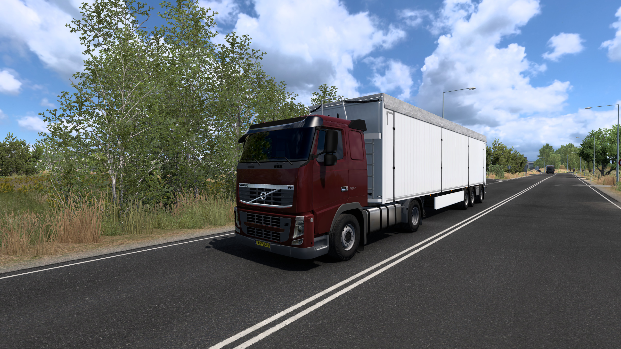 Euro Truck Simulator 2 gameplay screenshot