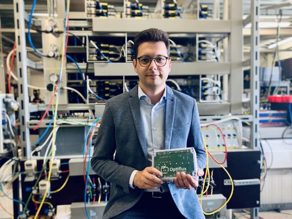 Optiflux's innovative method to improve postharvest fruit storage, dynamically checking and adjusting storage conditions for fruit.